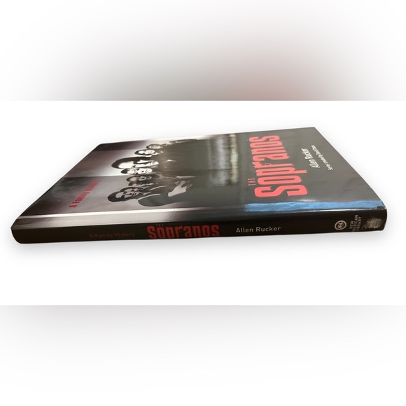 The Sopranos: A Family History Hardcover Book Allen Rucker 2000 HBO Collector VG - Picture 2 of 8